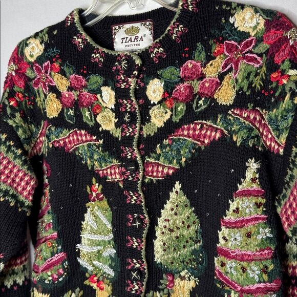 Tiara Vintage Holiday Cardigan Sweater. Size Small Petite. - Picture 2 of 8